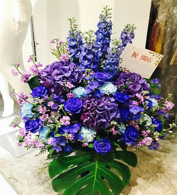 ブルー・パープル系 お祝いのアレンジフラワー博多